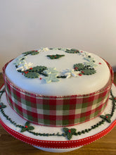 Load image into Gallery viewer, Christmas Cake